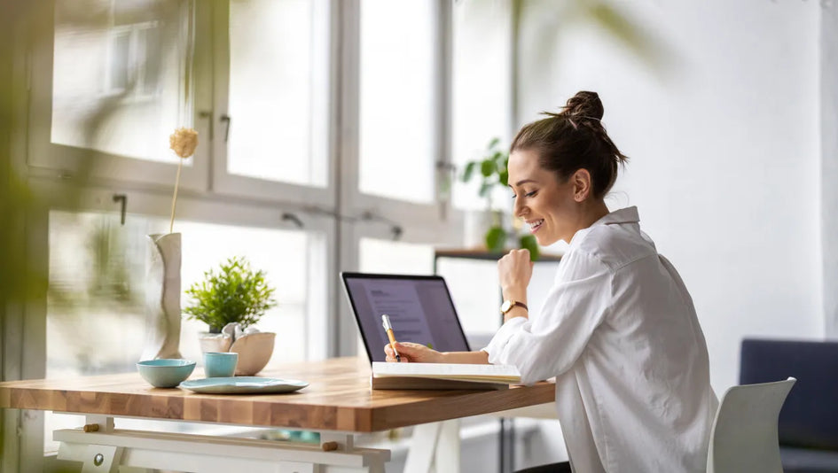 How To Stay Focused at Work: 12 Tips